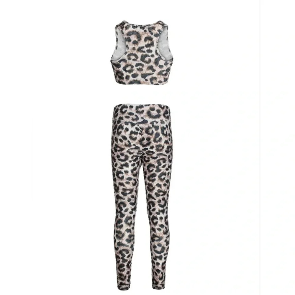 LEOPARD WOMEN'S CUT-OUT PRINT HONEYCOMB TOP & LEGGINGS SET Size S New With Tags - Picture 3 of 3